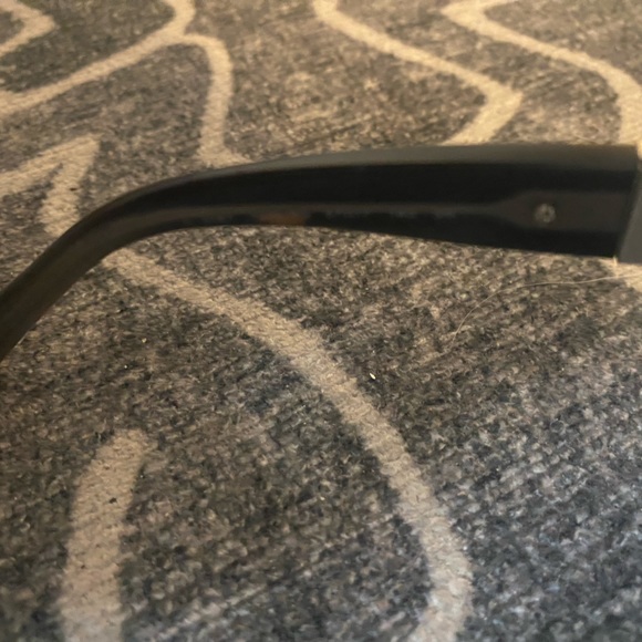 Burberry Sunglasses used/ damaged condition - Picture 8 of 10